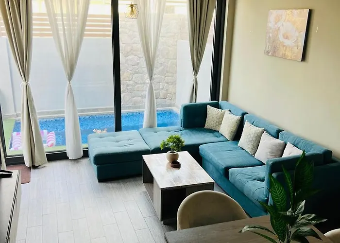 Bali With Private Heated Pool بيت للعطل